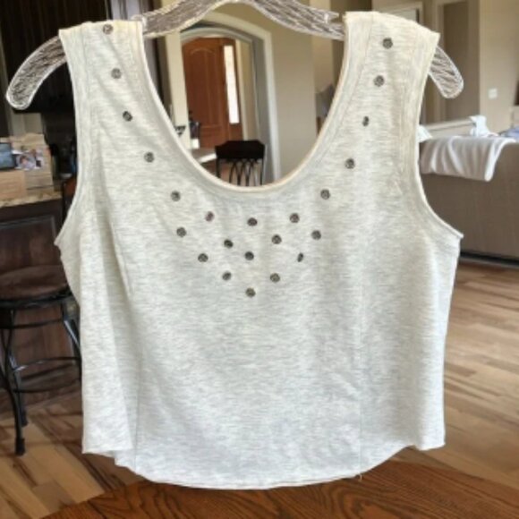Boutique Crop Top Studded Holes New - Picture 1 of 7